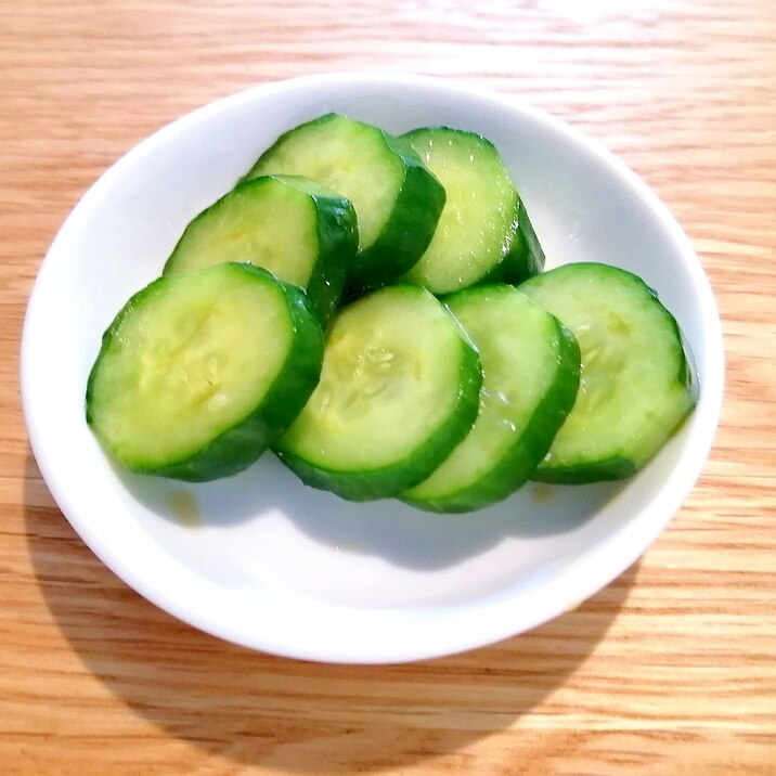 醤油香る♪きゅうりの浅漬け